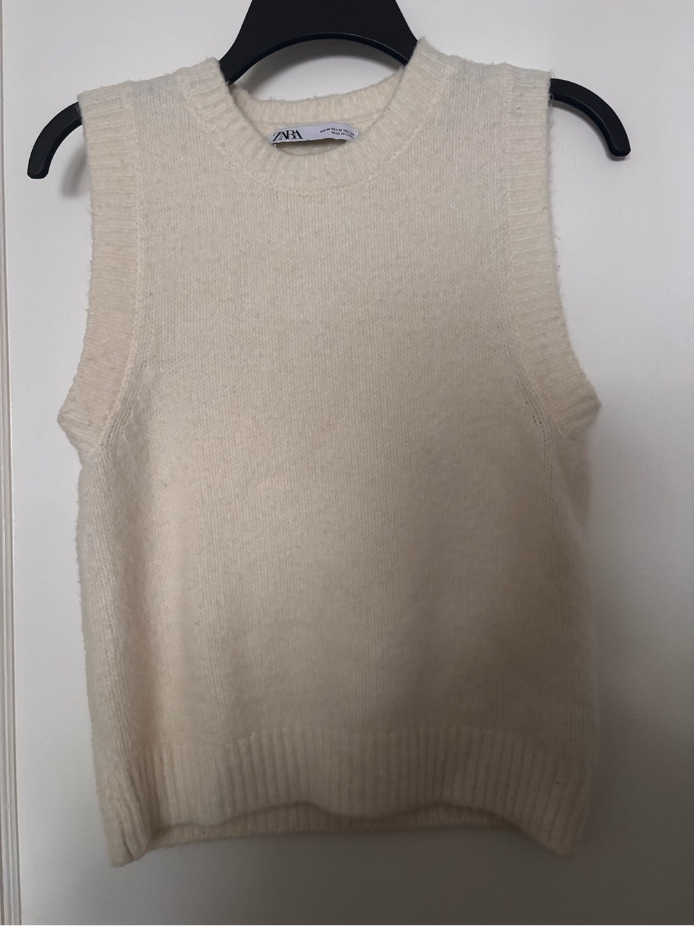 Zara Cream Sleeveless Crewneck Knit Sweater Vest | Size Medium - Picture 1 of 4
